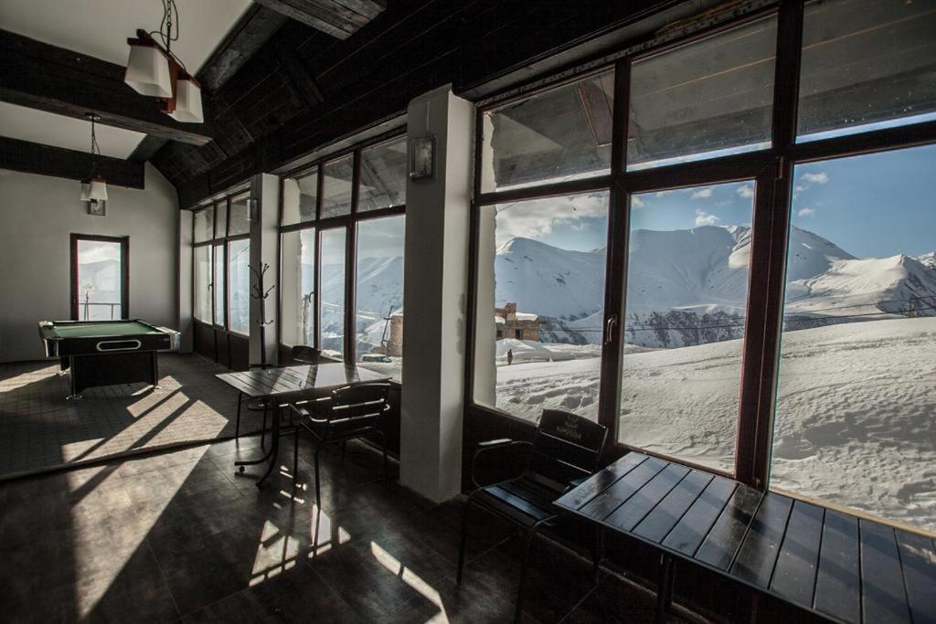 New Shino Gudauri Hotel Exterior photo